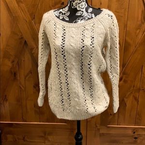 Abercrombie & Fitch women’s sweater